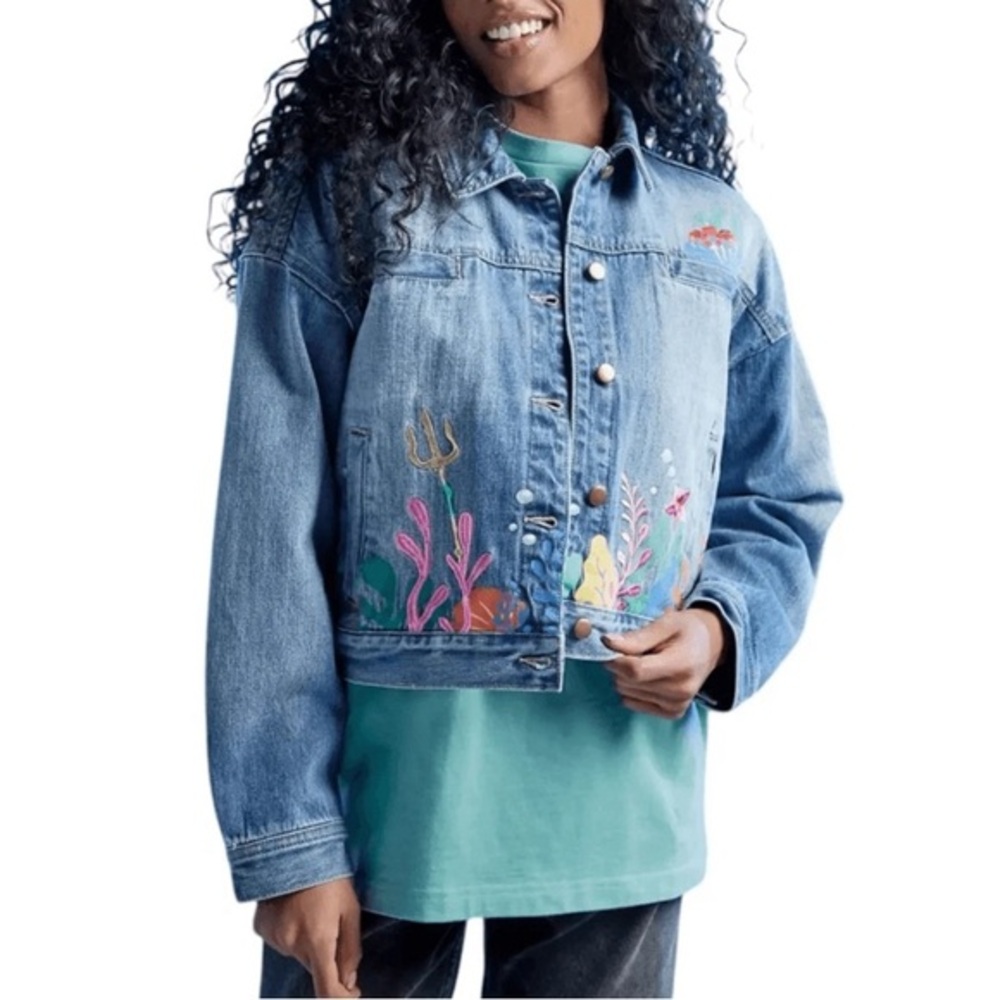 Disney Blue Denim Jacket with Ocean Theme size 1X